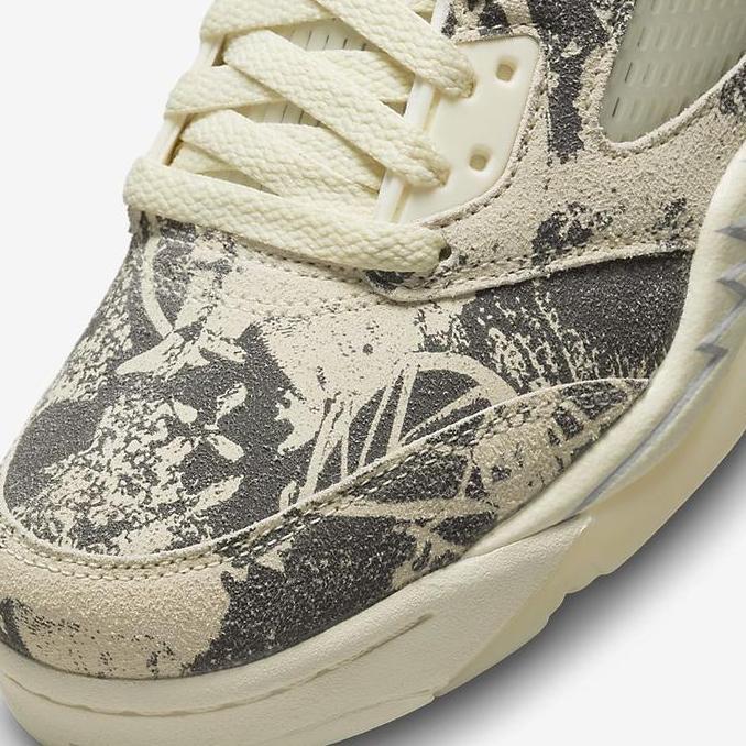 NIKE AIR JORDAN 5 RETRO LOW WMNS EXPRESSION COCONUT MILK