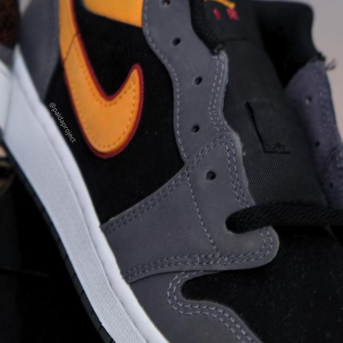 Sneakers Shoes Nike Air Jordan 1 Low SE Graphite Vivid Orange GS (FN7671 0) - 100% Orinal