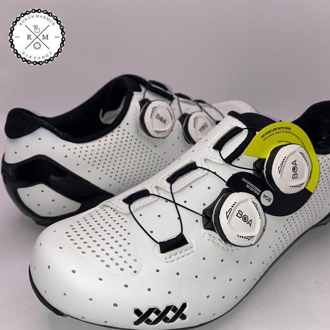 Promo Bontrager Road Cycling Shoes XXX Road Carbon White With BOA Lock  - Sepatu Sepeda Balap RoadBi