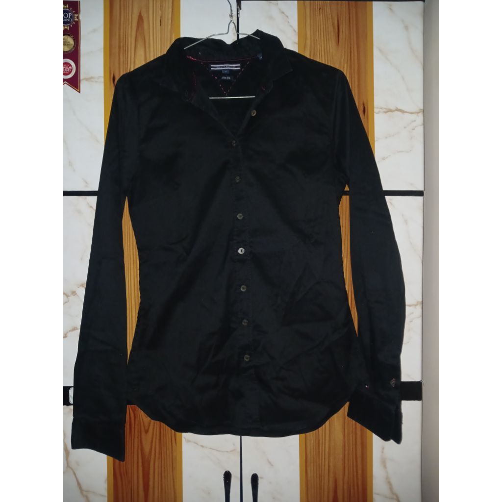 KEMEJA SLIMFIT TOMMY