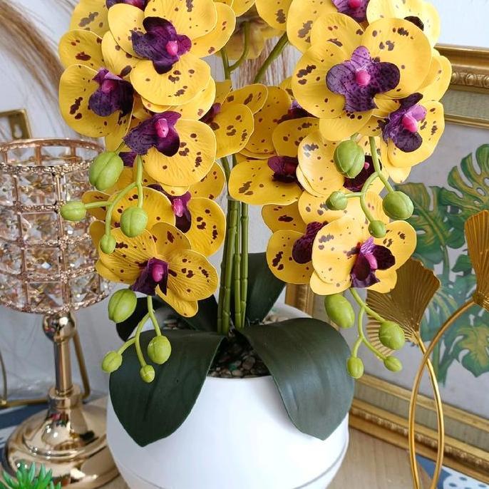 Flwr- Bunga Palsu Anggrek Cabang 4 Vas Bola