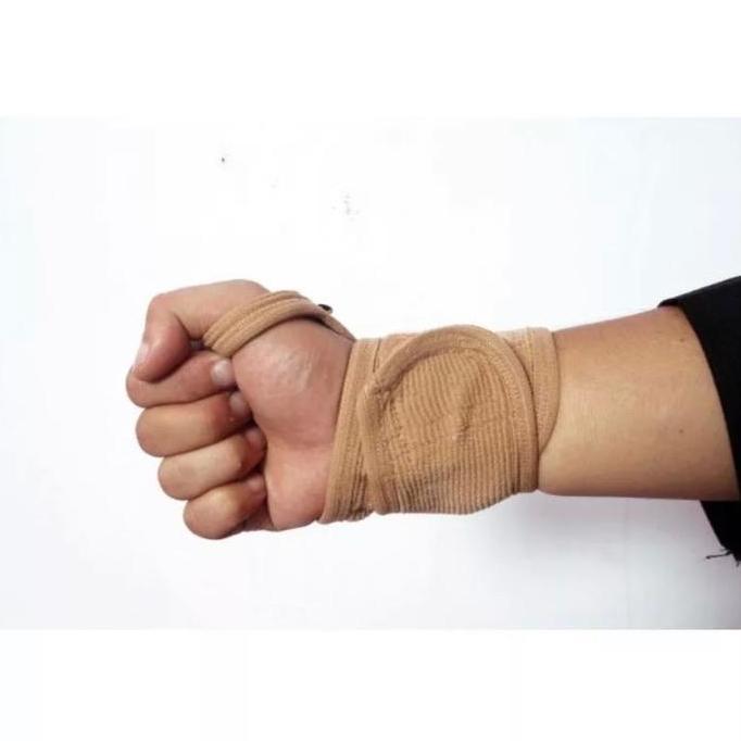 Wrist Support Remora Deker Pergelangan Tangan Wrist Wrap Outdoor Coklat untuk Kesehatan & Aktivitas 