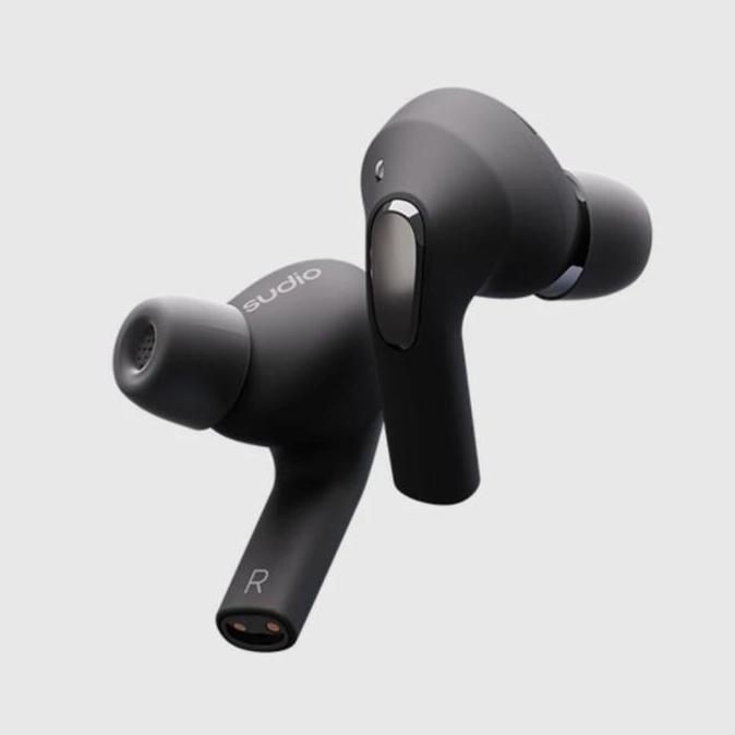 Sudio E2 Black Tws Earbuds Headset Earphone Earset Bluetooth Wireless