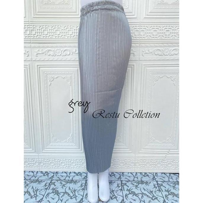 Newgir- Cod Rok Plisket Polos Instan Bahan Semi Silk Sutra Premium Bawahan Kebaya Wisuda Warna Hitam