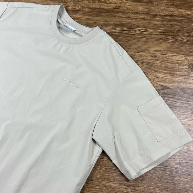 Baju Boxy Columbia Male John Dash Woven Crew Shirt BSize Cream