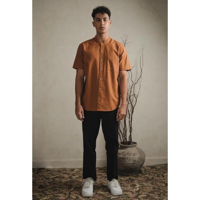 Larusso Khair Collection - Kemeja Koko Rami Basic Pria - Terracota
