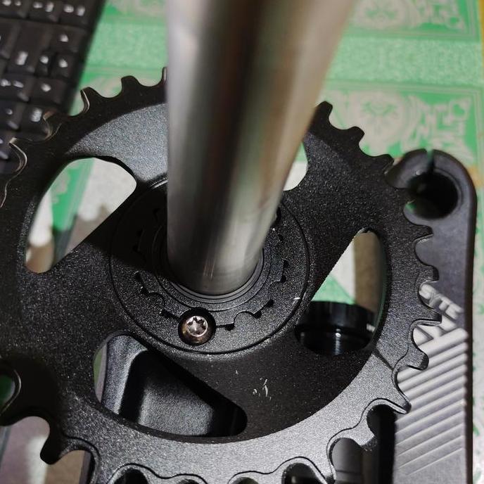 crank set MTB hollowtech2 merk SYTE single speed 30t