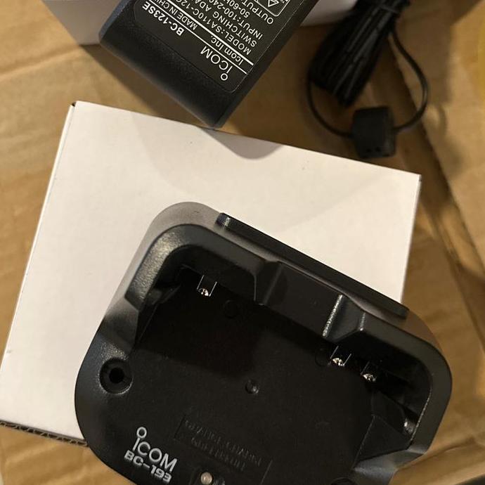 Sale Charger Icom Ic V80 Icom Bc 193