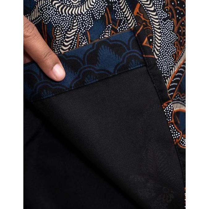 Laskala Batik Premium Sutji Kemeja Batik Pria Slimfit Lengan Panjang