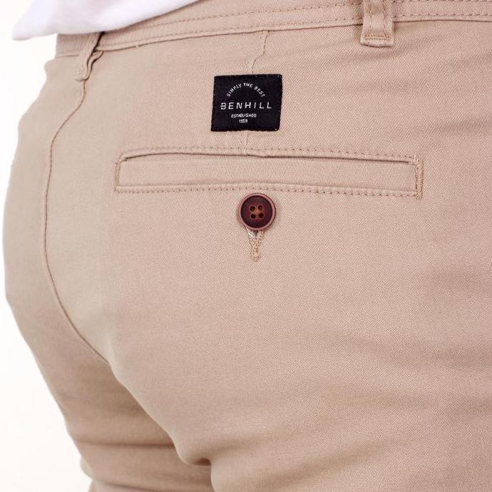 DISKON BENHILL CELANA PRIA PANJANG CHINOS KATUN STRETCH WARNA CREAM 27714