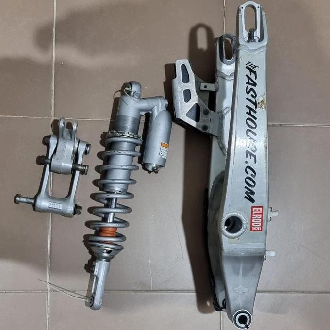 SWINGARM ARM UNITRAK LINKAGE MONOSHOCK SE TRAIL YZ 125 250 ORIGINAL DAN TERPERCAYA