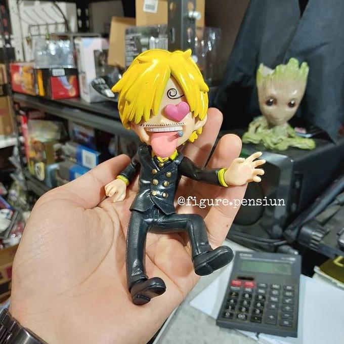 ONE PIECE VINSMOKE SANJI FIGURE