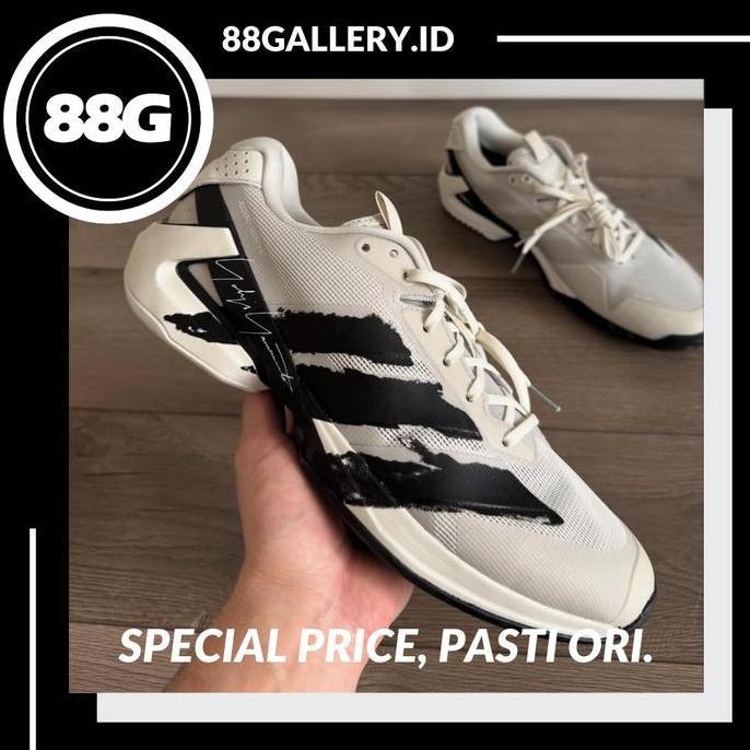 Y-3 Adizero Ubersonic 5 Orbital Grey