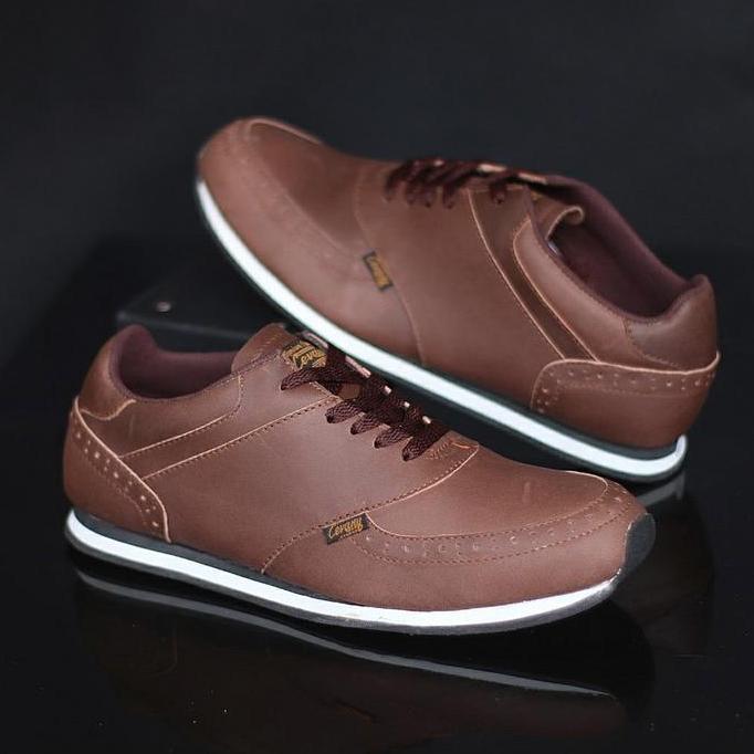 SEPATU PRIA CEVANY ERZA SNEAKERS KULIT COKLAT