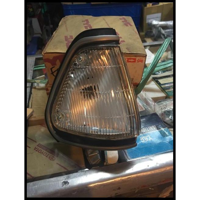 GRATIS ONGKIR LAMPU SEN / LAMPU SAMPING DEPAN STARLET EP 70 / EP 71 THN 84-88 #M 