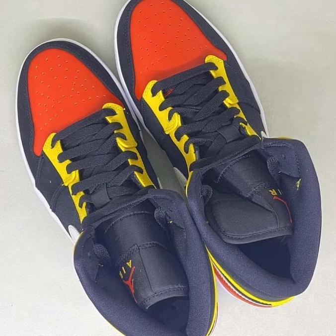 NIKE Air Jordan 1 Mid Amarillo (not Yeezy Travis Off White Sacai) - 100% Authentic Orinal Guaranteed