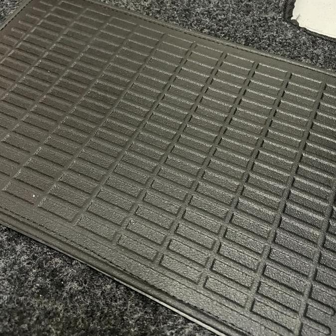 Karpet Mercedes Benz W204 dan W203