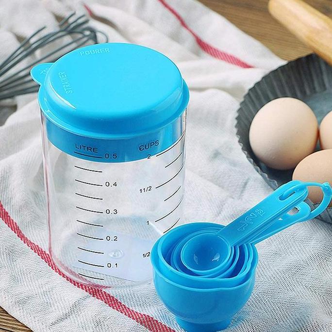 Cookwe- Sendok Takar  Plastik Set Gelas Takar Warna Pink Dan Biru