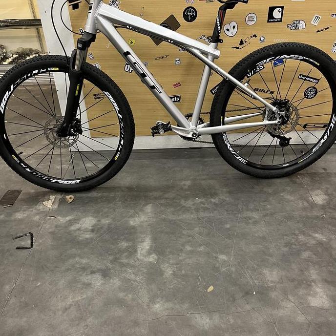 Ready Wheelset 26inc Mavic Criss Ride 24H 10 speed import