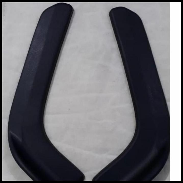 DISKON WINGLET LIPS BUMPER DIFFUSER DEPAN MOBIL ACC SEDAN