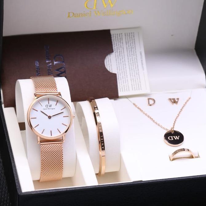 Jam tangan wanita analog paket kado ulang tahun