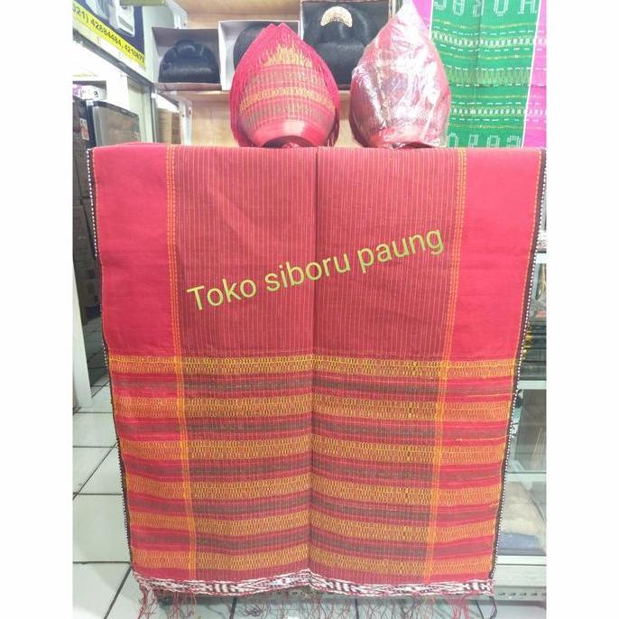 ulos batak ragihotang merah