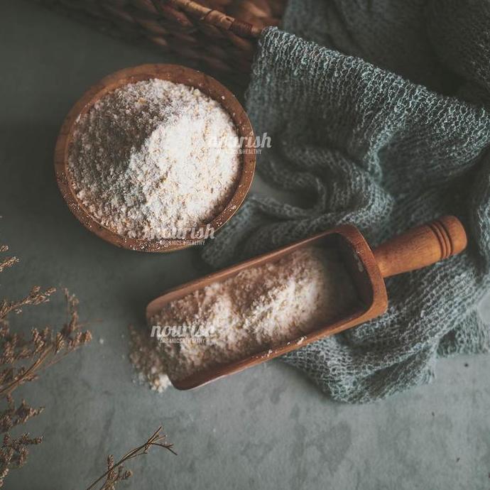 Whole Wheat Flour / Whole Meal Flour / Tepung Gandum Utuh 1kg