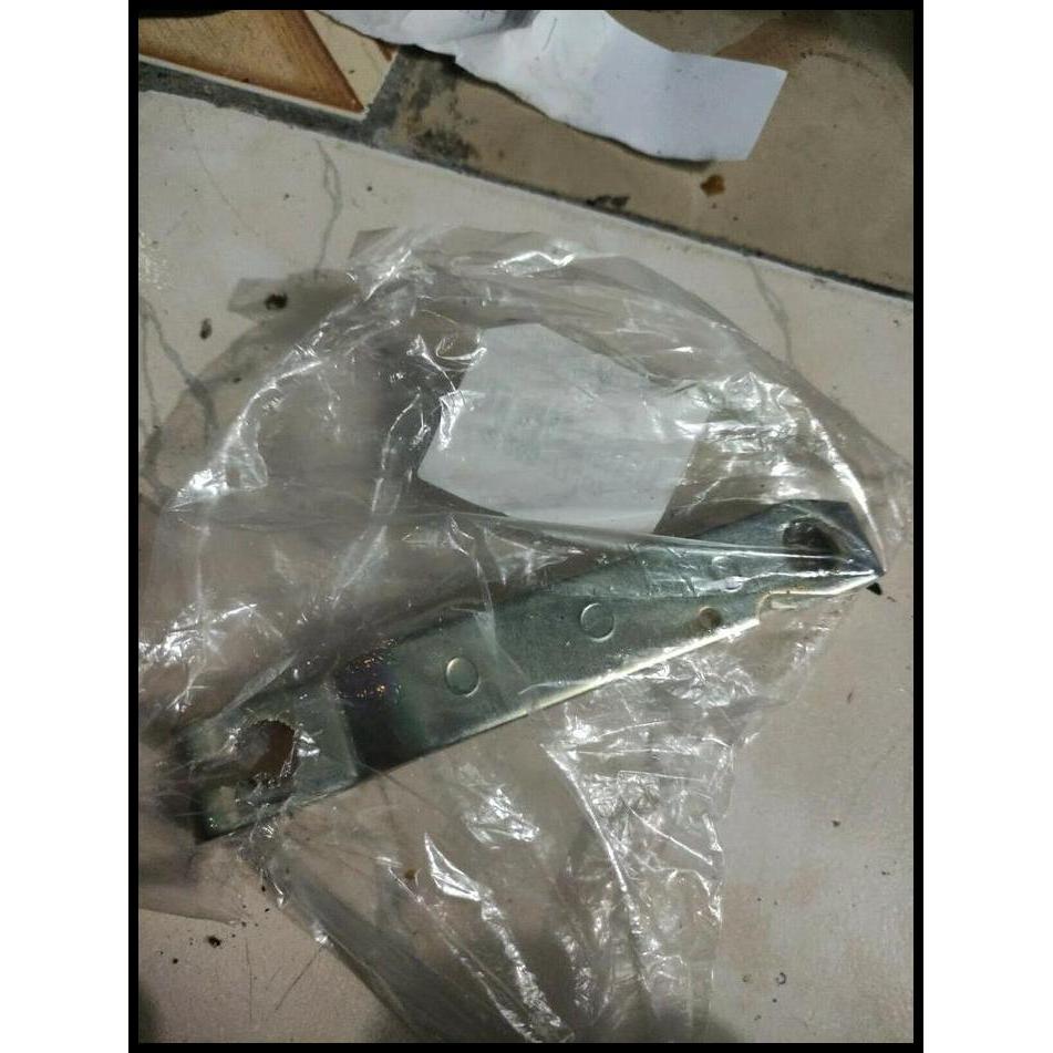 DISKON TUAS LEVER KABEL KOPLING/STANG GARPU KOPLING SUZUKI CARRY 23266-77302