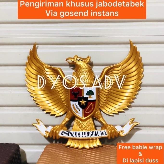 Kirimcoyy- Lambang Garuda Pancasila Fiber Ukuran 40X50 Cm