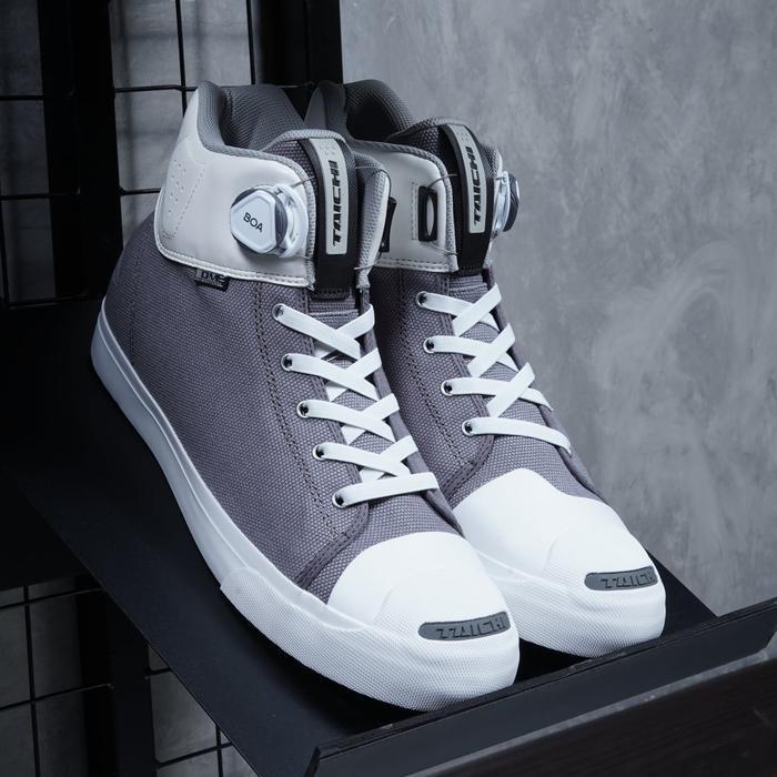 RS TAICHI RSS 011 DRYMASTER - FIT HOOP SHOES