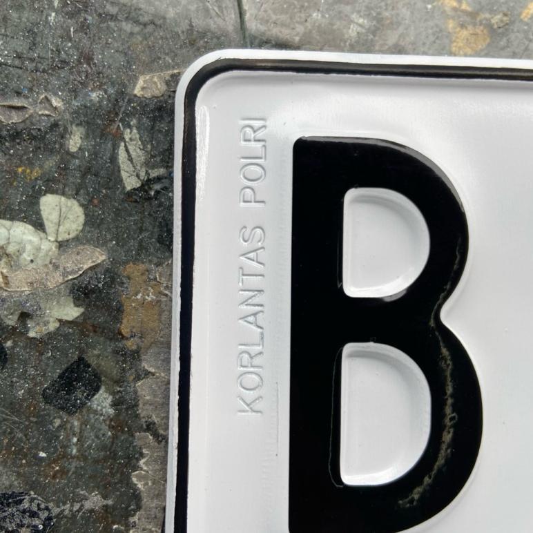 COD NOMOR PLAT MOBIL TERBARU HITAM PUTIH