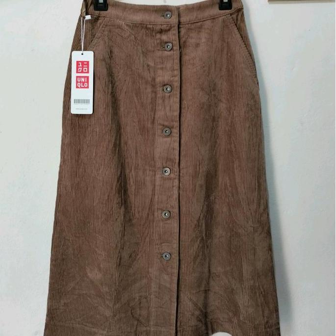 ROK Corduroy Premi Polos Kancing Wanita Maxi