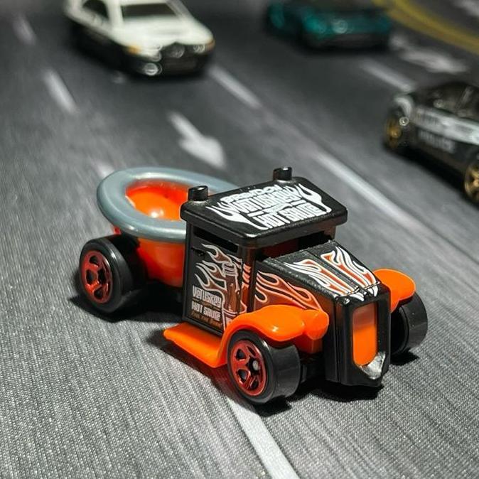 (Bebas Pilih) Hot Wheels series FLAMES/Api Merah seri Loose Reguler Diecast HotWheels Mainan Mobilan