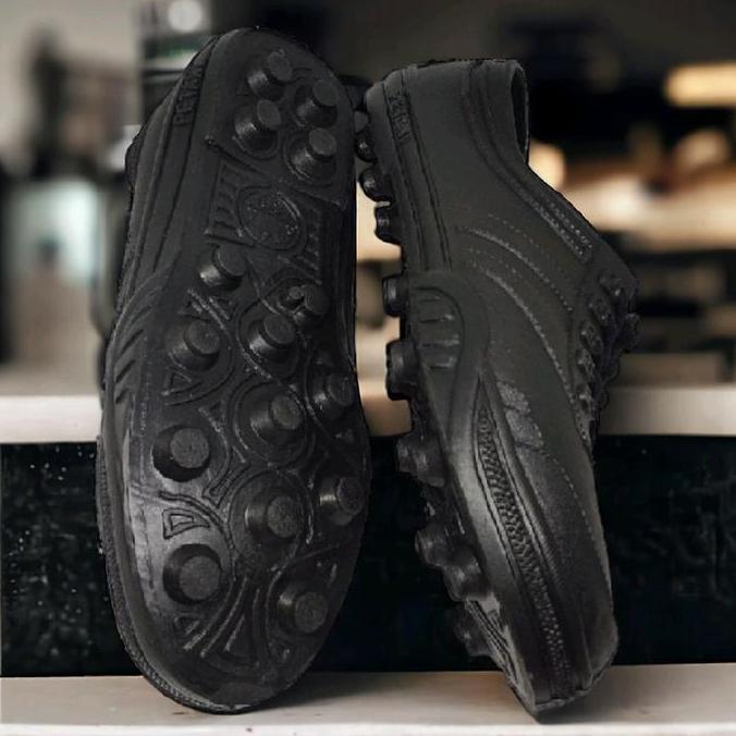 Kets- Sepatu Pria  Hitam Sepatu Karet  Anti Air Anti Slip Sepatu Ladang Kebun   Kerja Safety