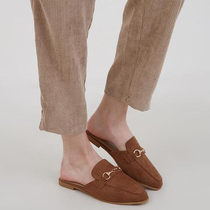 Terpopuler- Berrybenka - Sepatu Flatshoes Wanita Sofia Fellice Emblished Mules Shoes