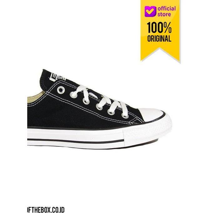 Sepatu Sneakers Casual Unisex Converse Chuck Taylor Ox Black White M9166C - US 7 EUR 40