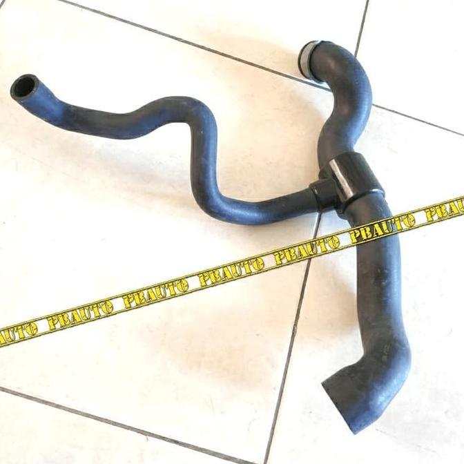 Selang Radiator Bawah C240 W203 1182