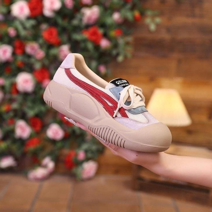 MKT TOP ,  Sepatu wanita  Korea Kasual sepatu wanita kerja Sepatu wanita kuliah W555