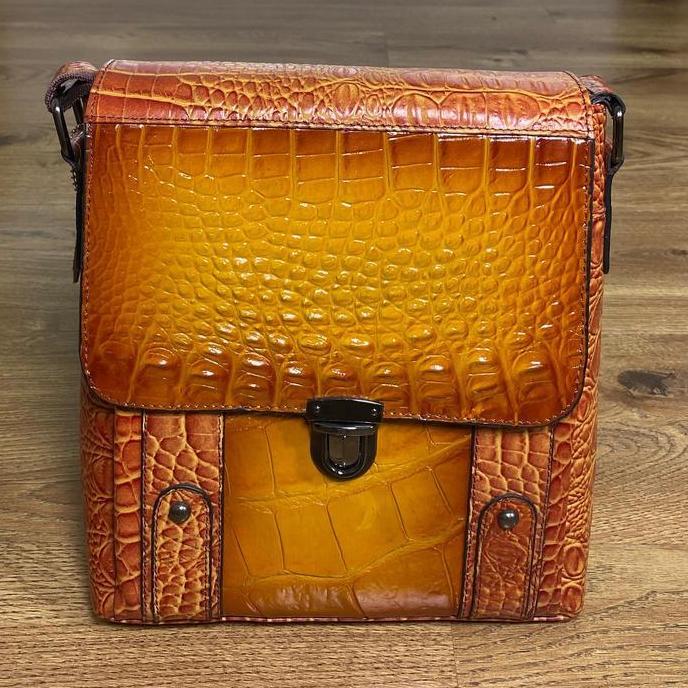 Tas Pria kulit asli Slempang - Desain Eksklusif dengan Kulit Asli Merauke Papua Selempang