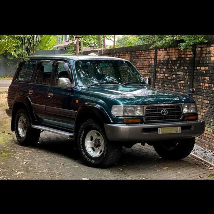 TERMURAH - Seal Liner Fender Set VX80, Roda Depan Penahan Lumpur Fender Mesin Toyota Landcruiser LC 