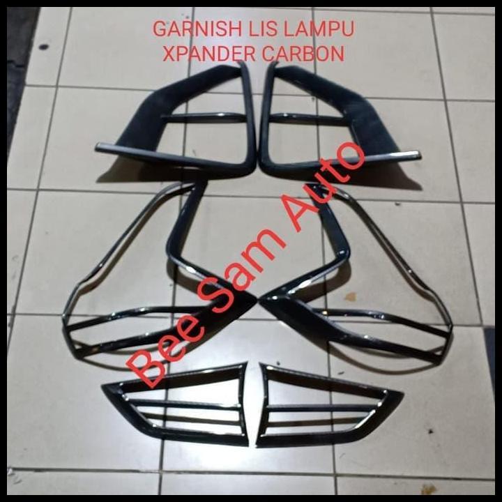 TERLARIS GARNISH LIST LAMPU MOBIL MITSUBISHI XPANDER CARBON 