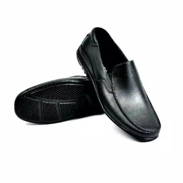 Disc Sepatu Pria Pantofel Karet Hitam Att Ab 350 Flat Shoes