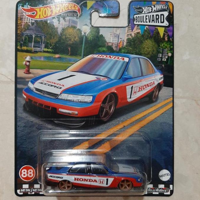 hotwheels 96 honda accord boulevard