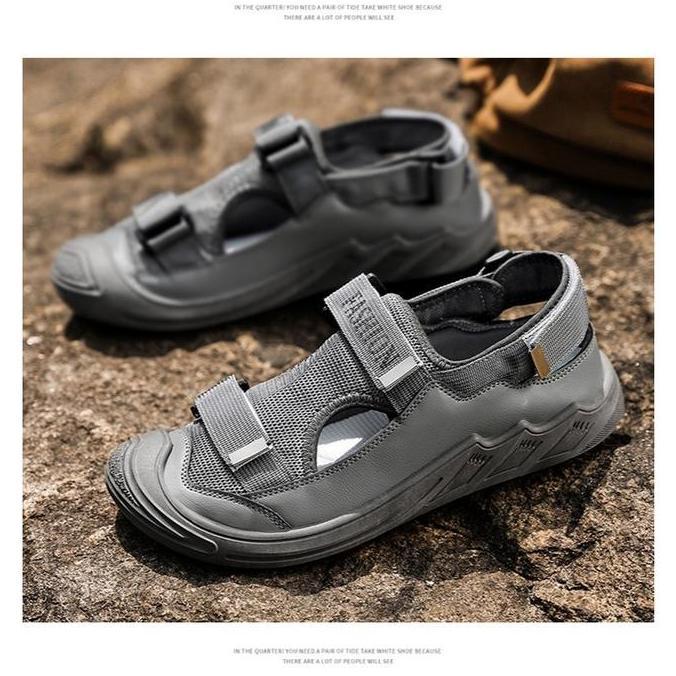 DV306 - Sandal Pria Okayama Black Sendal Anti Licin Berventilasi Untuk Santai outdoor Hiking Pantai