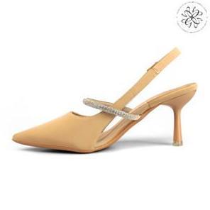 Genny Karen - Heels Pesta Wanita 0233009 Tinggi 7,5 CM dengan Desain Elegan dan Tali Hiasan Cantik S