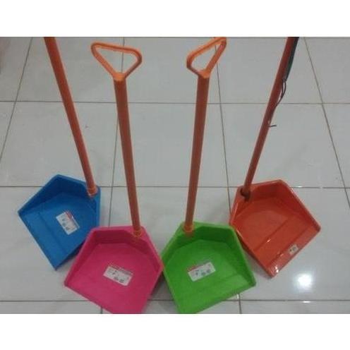 Langsungbersih- Pengki / Serok Sampah Plastik Lion Star / Nagata