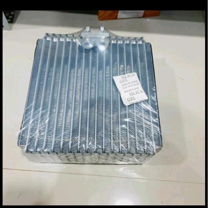 TERLARIS EVAP EVAPORATOR EVAPURATOR AC STARLET TOYOTA STARLET PENDINGIN AC MOBIL TOYOTA STARLET !