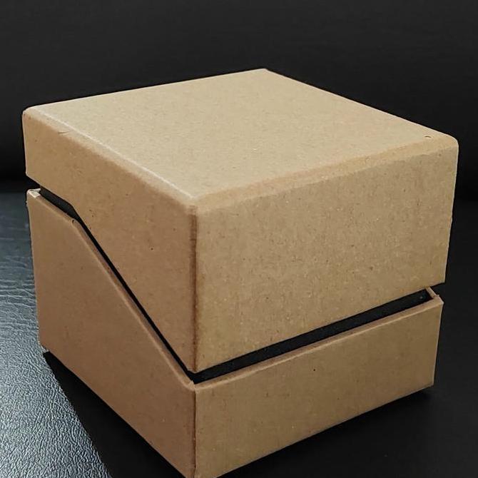 Kotak Jam Tangan Kombinasi Polos