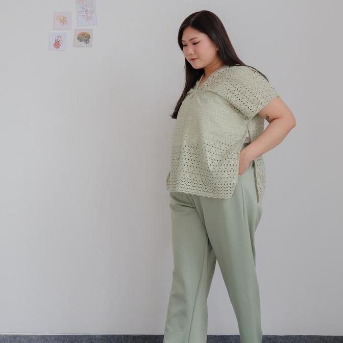 Ginfinik- Bigwell Ivana Brukat - Atasan Wanita Bigsize - Baju Brukat Wanita Jumbo