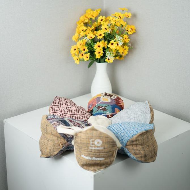 Gudangbaru- Meditation Pillow / Yoga Meditation / Bantal Yoga Meditasi Lotus